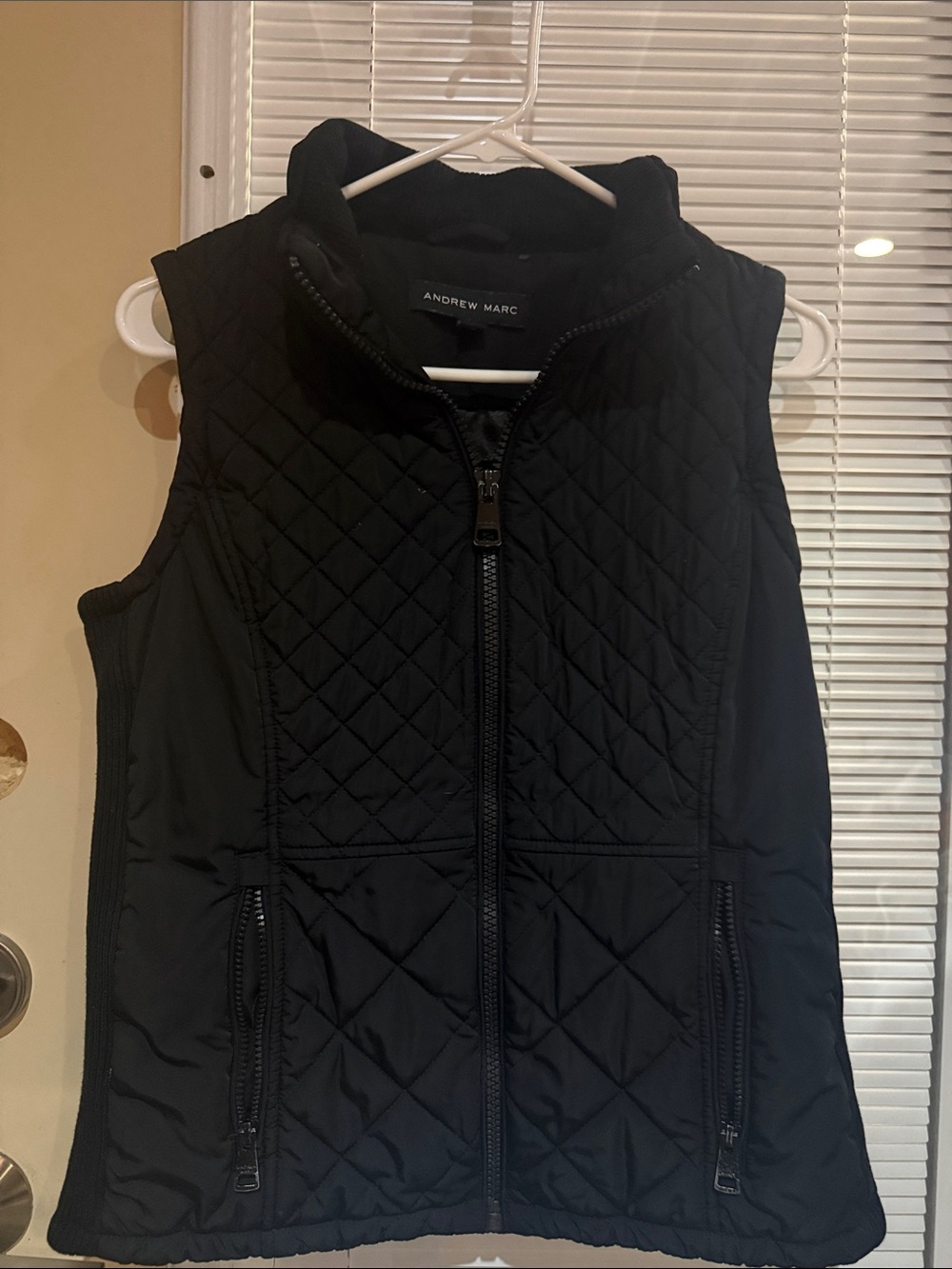 Andrew Marc Black Quilted Women's Vest